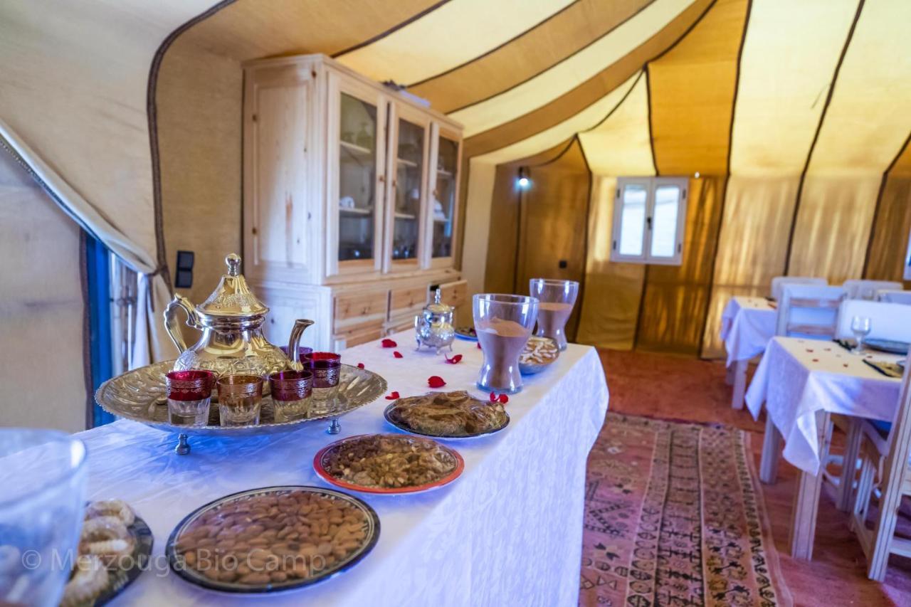 Merzouga Bio Camp Hotell Exteriör bild